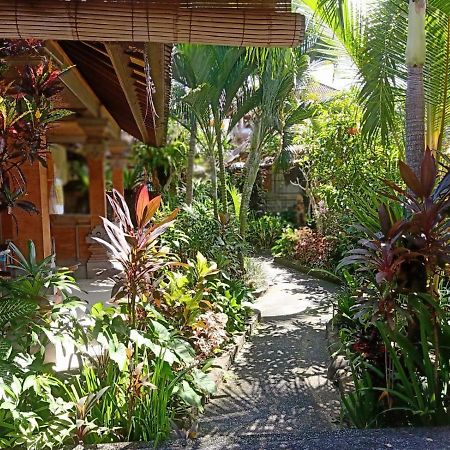 Family Guest House Ουμπούντ Εξωτερικό φωτογραφία